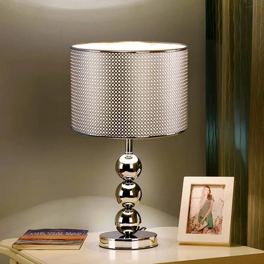 Lampe de Chevet Argent – Design Élégant pour Chambre