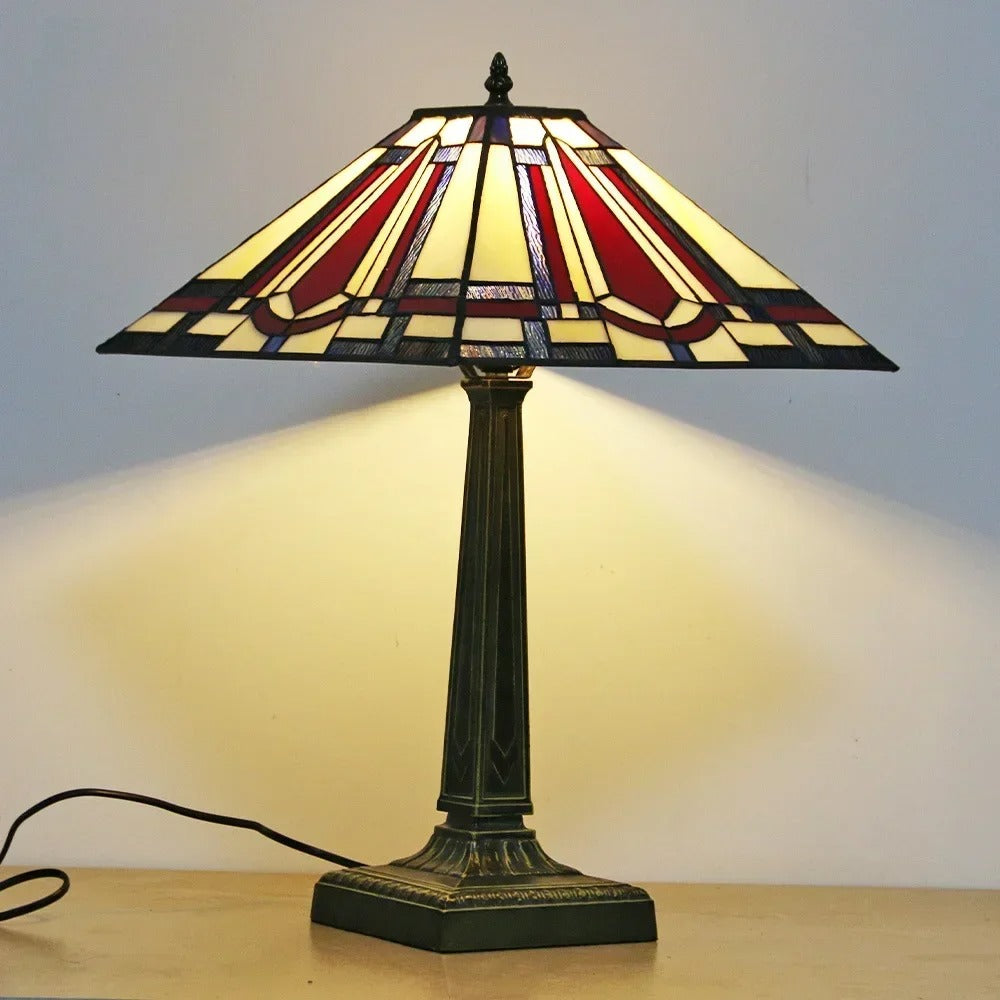 Lampe Tiffany Rubis Royal – Art du Vitrail et Élégance