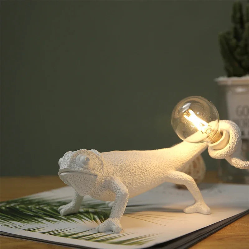 Lampe Lézard en Résine – Déco Originale et Lumineuse