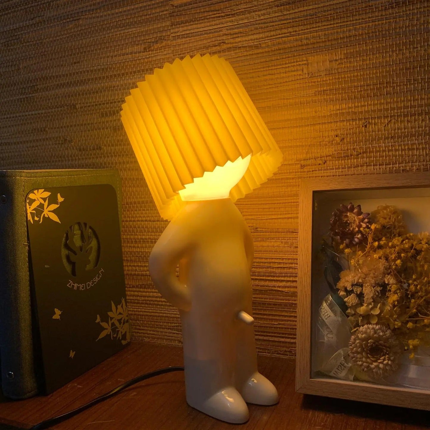 Lampe de chevet enfant personnage avec abat-jour coloré