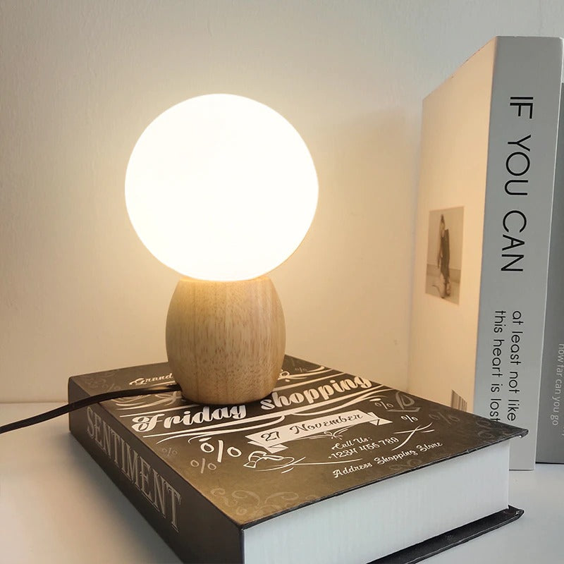 Lampe de Chevet Boule en Bois – Ambiance Naturelle