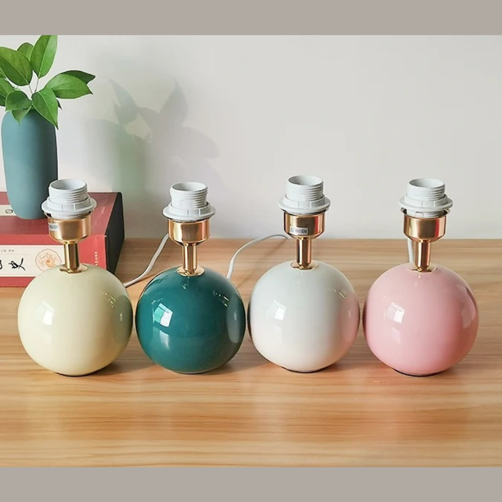 Lampe de chevet céramique avec abat-jour plissé – Blanc