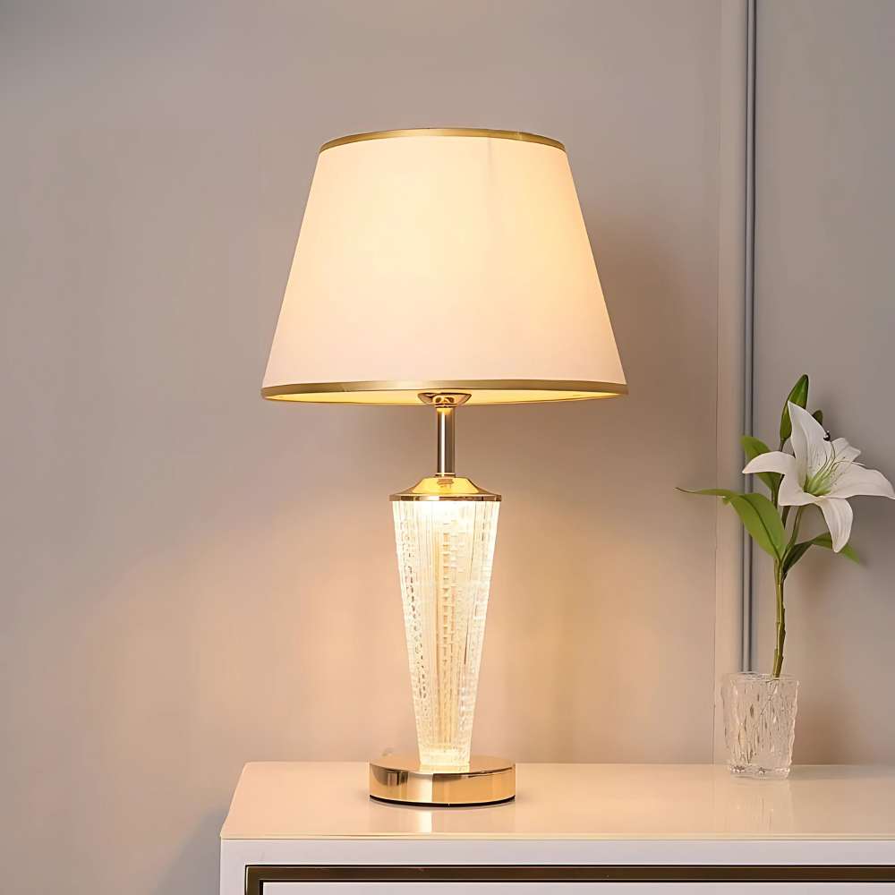 Lampe de Chevet en Verre et Tissu – Finitions Dorées