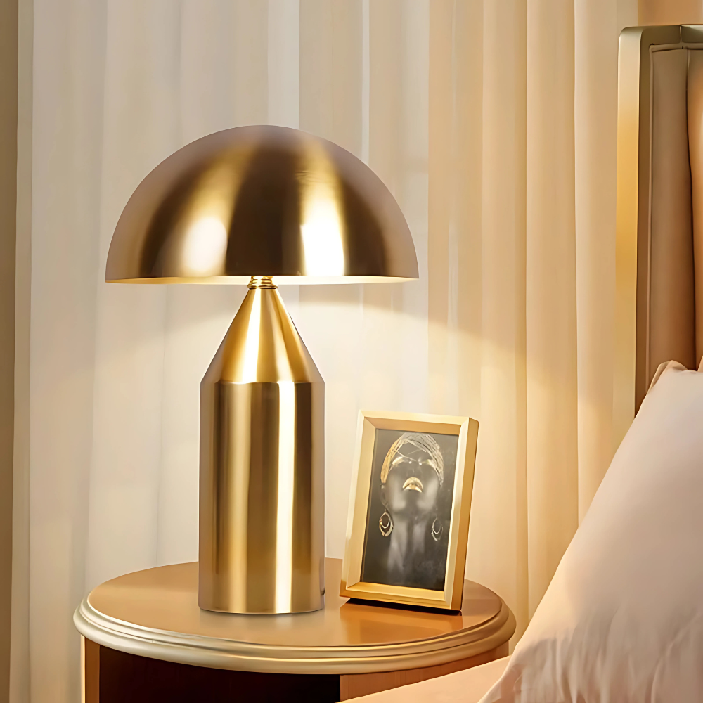 Lampe de Chevet Dorée Design – Élégance Moderne