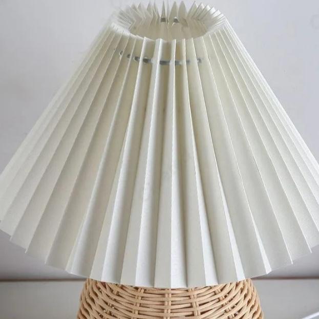 Lampe de Chevet en Osier et Rotin avec Abat-jour Tissu