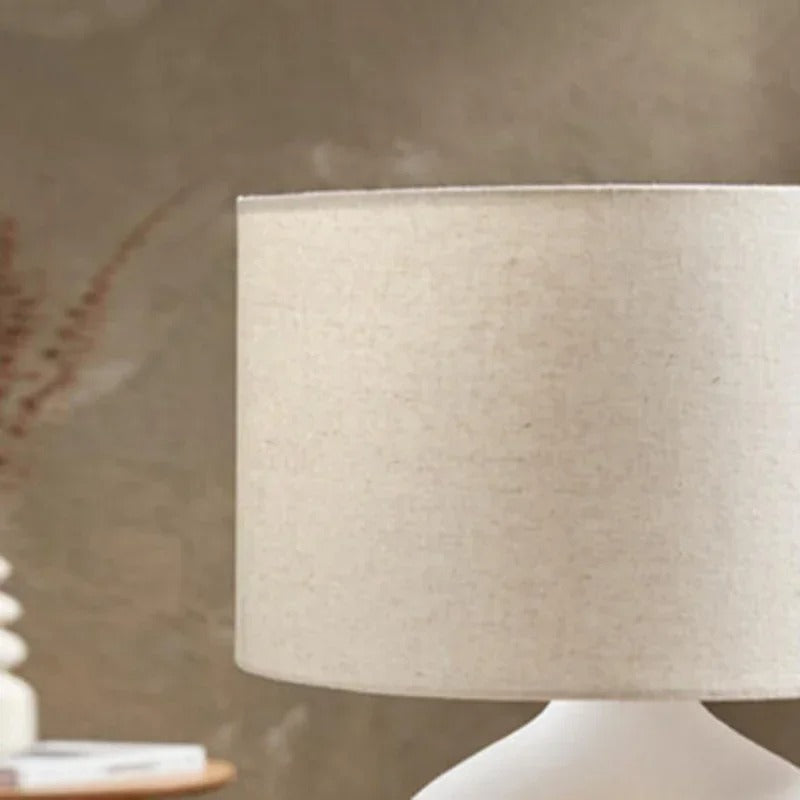 Lampe de Chevet Scandinave en Céramique et Tissu