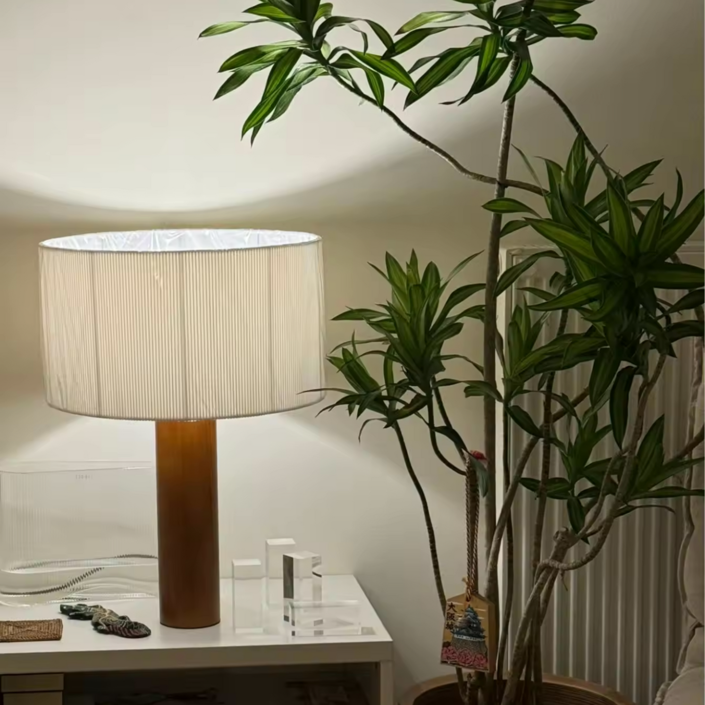 Lampe de chevet en bois massif et abat-jour tissu
