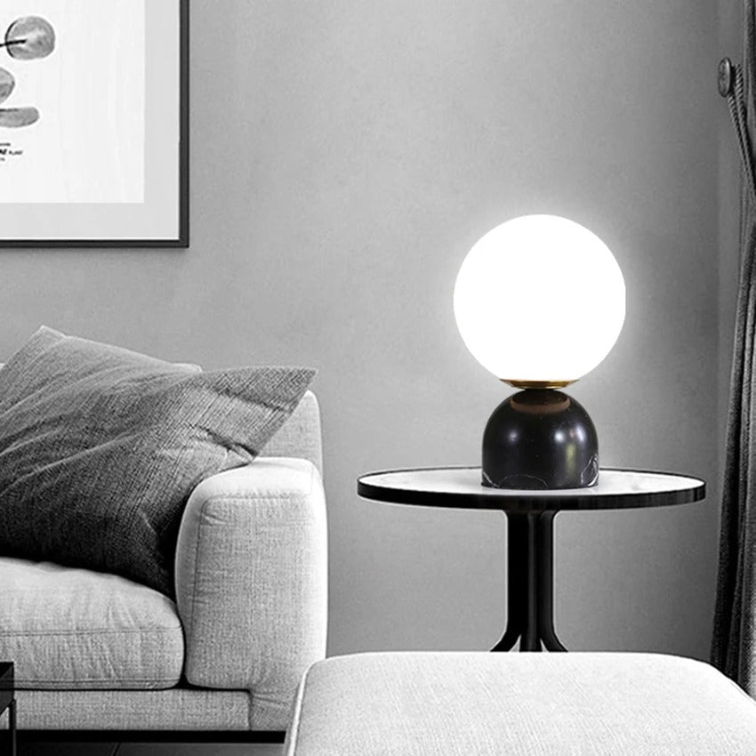 Lampe de chevet en marbre naturel et globe en verre