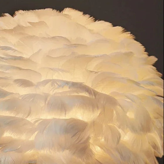 Lampe de chevet à plumes – Design élégant et lumière douce