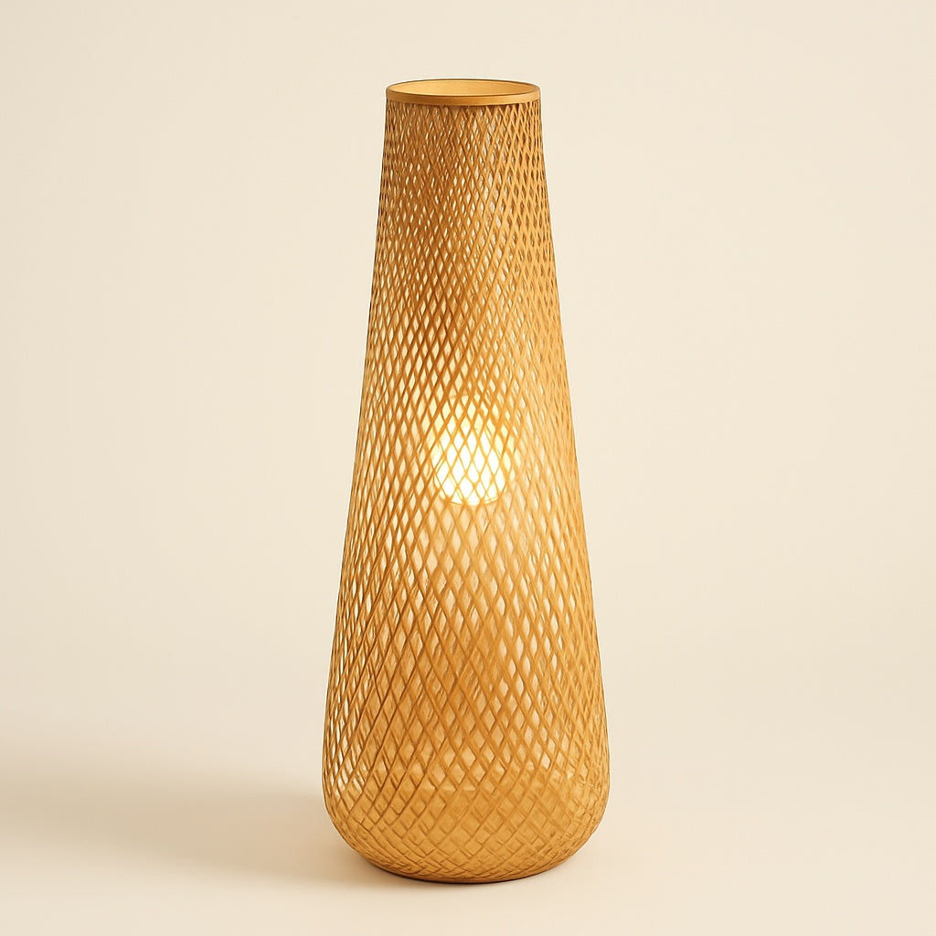 Lampadaire en Bambou – Lumière Naturelle et Ambiance Zen