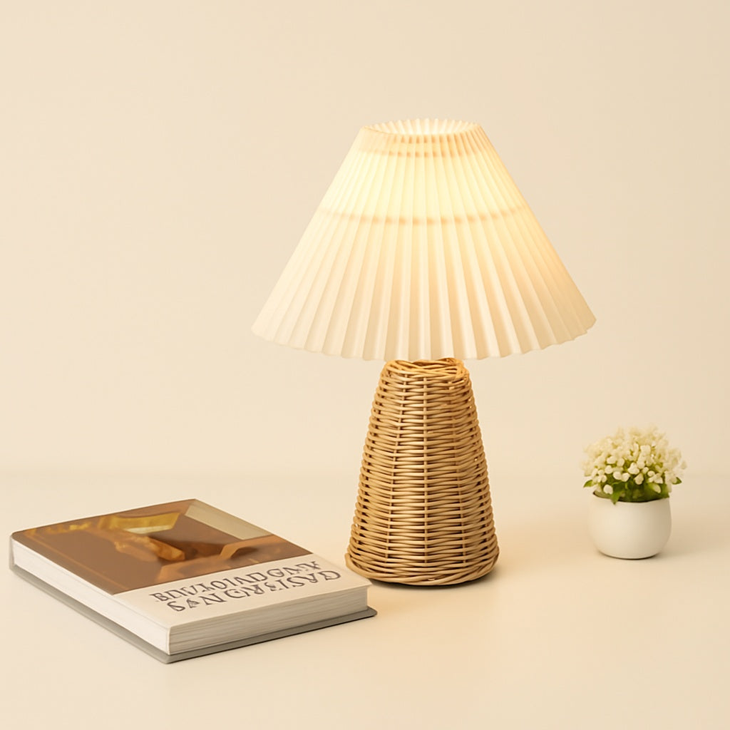 Lampe de Chevet en Rotin et Tissu – Style Naturel